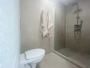 Apartament tip penthouse, zona Sud Plaza - imagine 19