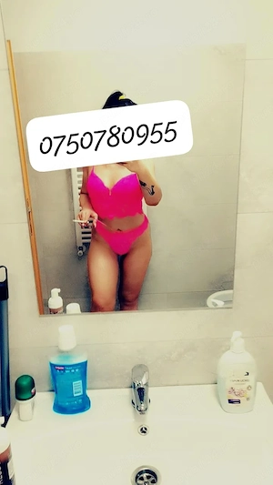 Bruneta 36 ani poze reale  - imagine 3