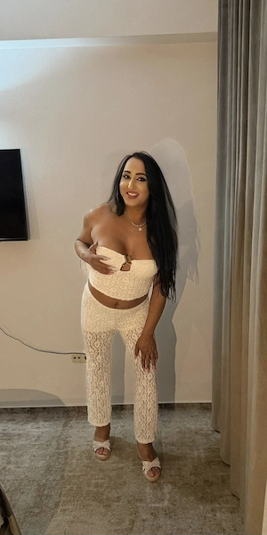 Bună Sunt Cristina transexuală - imagine 3