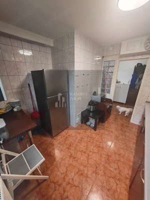 Apartament 4 camere decomandat /centrala- Titan/ Aleea Fetesti