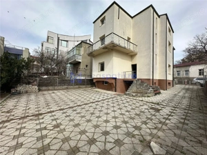 Cladire centrala Iasi, birouri  medical, 325mp - imagine 2