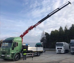 Iveco Eurocargo cu Macara HMF 1820 - imagine 2