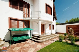 Vanzare vila clasica amenajata in stil Baroc situata in Galati - imagine 6