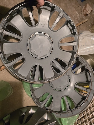 Capace roti 14" - emblema Ford (detașabilă) - imagine 3