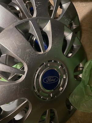 Capace roti 14" - emblema Ford (detașabilă) - imagine 2