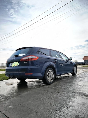 Vând Ford Mondeo 