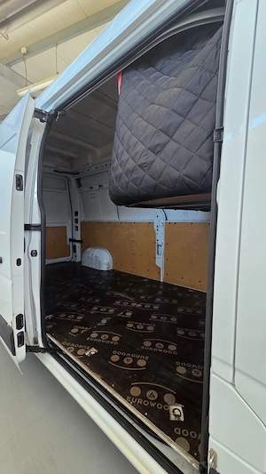 Renault Master 2+1 3,5T L3H3 2.3 DCI 180 - imagine 17