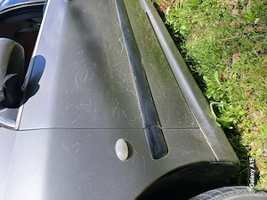 Vând 2 Peugeot 607 din 2004 benzina plus GPL,  ful option, una bună cealaltă pt piese de schimb . - imagine 4