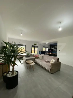 Casă modernă pe parter, 120 mp utili, teren 9 arii – complet mobilată - imagine 2