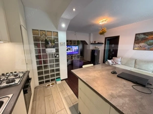 Apartament 4 camere, 70 mp, zona Ultracentral - imagine 3