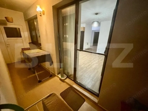 Apartament 3 camere, 64mp, 2 garaje, 2 bai, intermediar,zona Terra - imagine 17