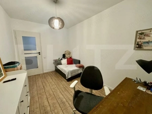 Apartament 3 camere, 64mp, 2 garaje, 2 bai, intermediar,zona Terra - imagine 11