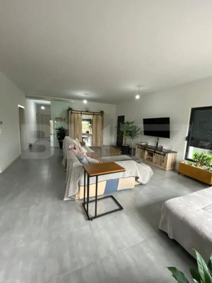 Casă modernă pe parter, 120 mp utili, teren 9 arii – complet mobilată - imagine 4