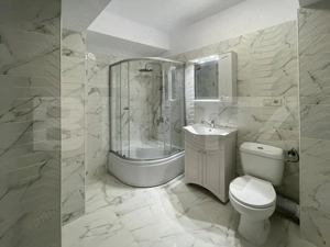 LUX Apartament 1 camera, decomandat, 37mp, balcon generos, zona Terra - imagine 4