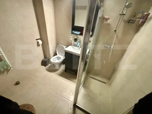 Apartament 3 camere, 64mp, 2 garaje, 2 bai, intermediar,zona Terra - imagine 13
