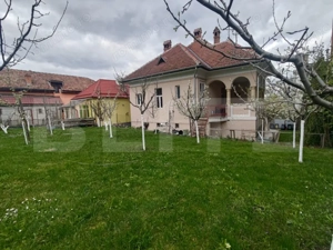 Vilă stil Neoromânesc, arhitectură cu coloane ,152 mp , cart Andrei Muresanu ! - imagine 3