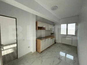 LUX Apartament 1 camera, decomandat, 37mp, balcon generos, zona Terra - imagine 2