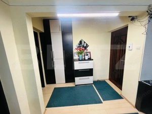 Apartament decomandat de vanzare zona Rogerius  - imagine 2