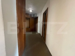 Apartament deosebit --Bd. Dacia,2 camere, renovabil, surprinzător de liniștit - imagine 2