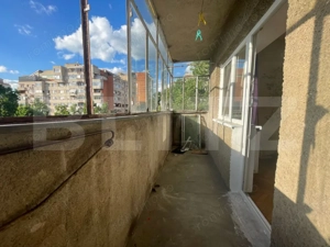 Apartament deosebit --Bd. Dacia,2 camere, renovabil, surprinzător de liniștit - imagine 6