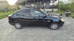 Vând Hyundai Accent 1.4 benzina  - imagine 5