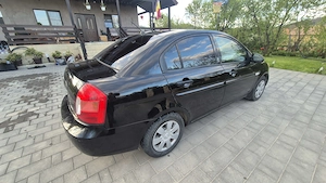 Vând Hyundai Accent 1.4 benzina  - imagine 3