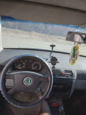 vând vw.vento 1.8 benzină in stare de funcționare... mașina a fost radiată din circulație  - imagine 3