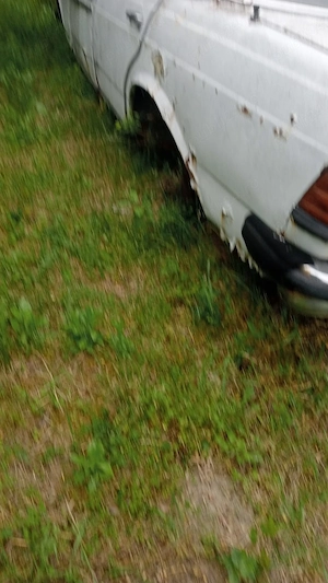 Vand Mercedes Cobra ( motor , cutie de viteze si caroserie deteriorata)  - imagine 2