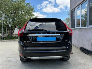 2015 Volvo XC60 avariat - imagine 3