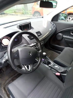 Renault Megane Benzina An 2015 Km 105260 Motor 1200  130C Revizie completă Schimb ulei filtre! - imagine 4