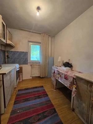Apartament 3 camere,decomandat, bloc din 82! - imagine 4