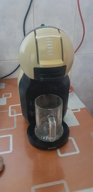   espressor de cafea Philips Senseo si Espressor capsule KRUPS Nescafe Dolce Gusto 