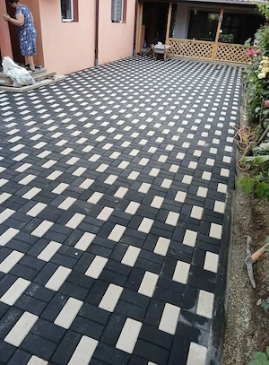montam pavaje borduri 