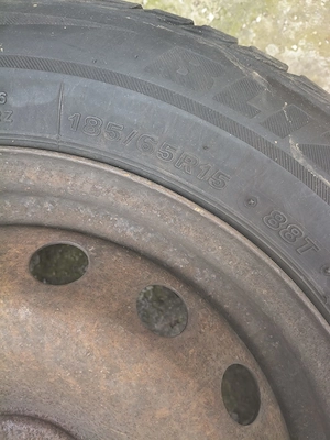 Anvelope 185/65 R15 – Set 4 Bucati