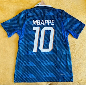 Tricou Franța Mbappé #10   Nou cu etichetă
