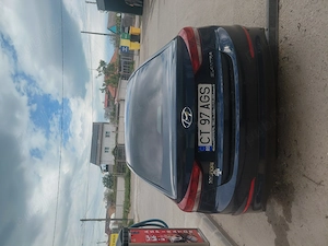 Hyundai Elantra 1.6 CRDI - imagine 4