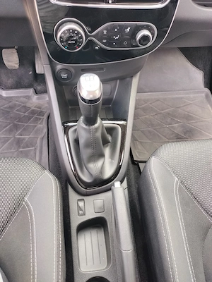 Renault Clio hatchback 2018 - imagine 4