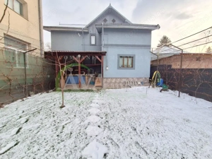 Casa moderna P+1 in Magura,  teren 421 mp, la 10-12 min de Bacau - imagine 2
