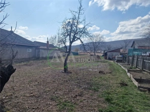 Teren intravilan 2000 mp, deschidere 15,8 ml, zona Hemeius