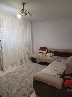 Apartament 3 camere ,zona Cora - imagine 3