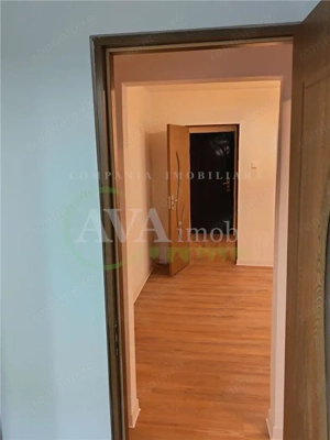 Apartament 2 camere semidecomandat zona Narcisa - imagine 2