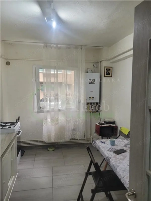 Apartament 2 camere decomandat zona Mioritei - imagine 4