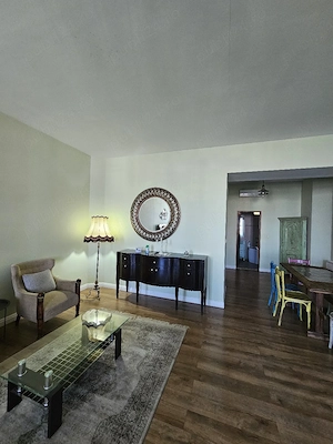 direct proprietar   zona teatru 