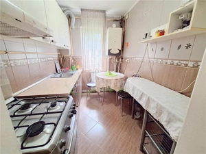 Apartament 2 camere semidecomandate, mobilat, zona Tic Tac