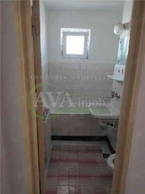 Apartament 2 camere semidecomandat zona Mioritei - imagine 8