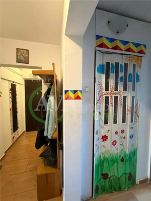Apartament 3 camere decomandat, Zona Mioritei - imagine 7