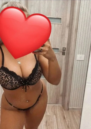 Buna,sunt Ioana fac doar deplasări party girl