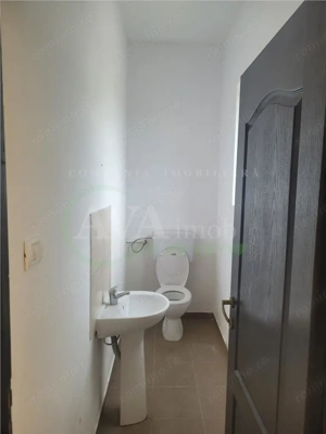 Hala de productie 370 mp renovata de inchiriat – Valea Seaca, la 10 minute de oras - imagine 10