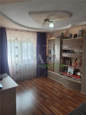 Apartament 3 camere decomandat zona Nord - imagine 10