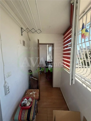 Apartament 3 camere decomandat, Zona Mioritei - imagine 12